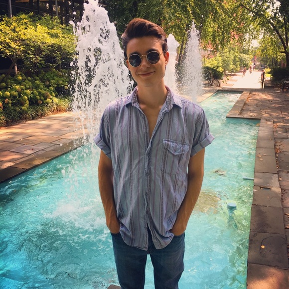 Meet your Posher, Jared - Picture 1 of 1